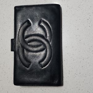 Vintage Chanel wallet